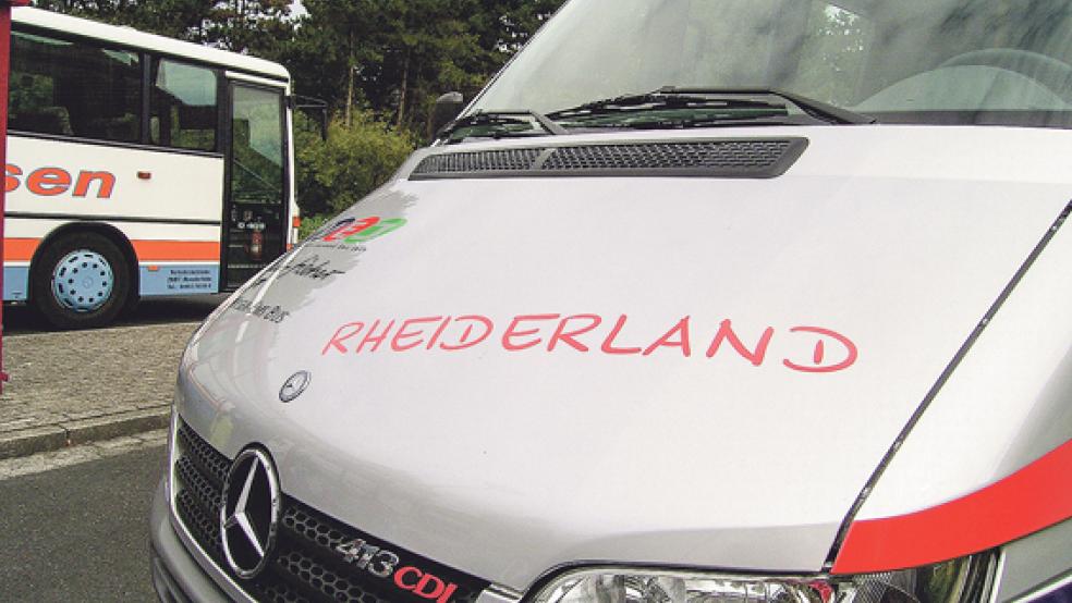 Der Anrufbus ist in 2016 bereits im zehnten Jahr im Rheiderland unterwegs.  © RZ-Archiv: Szyska