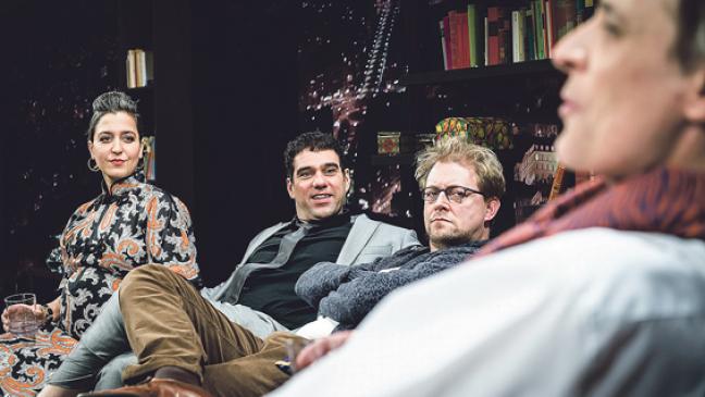 Ein Theaterspaß mit großartigen Dialogen und witzigen Pointen