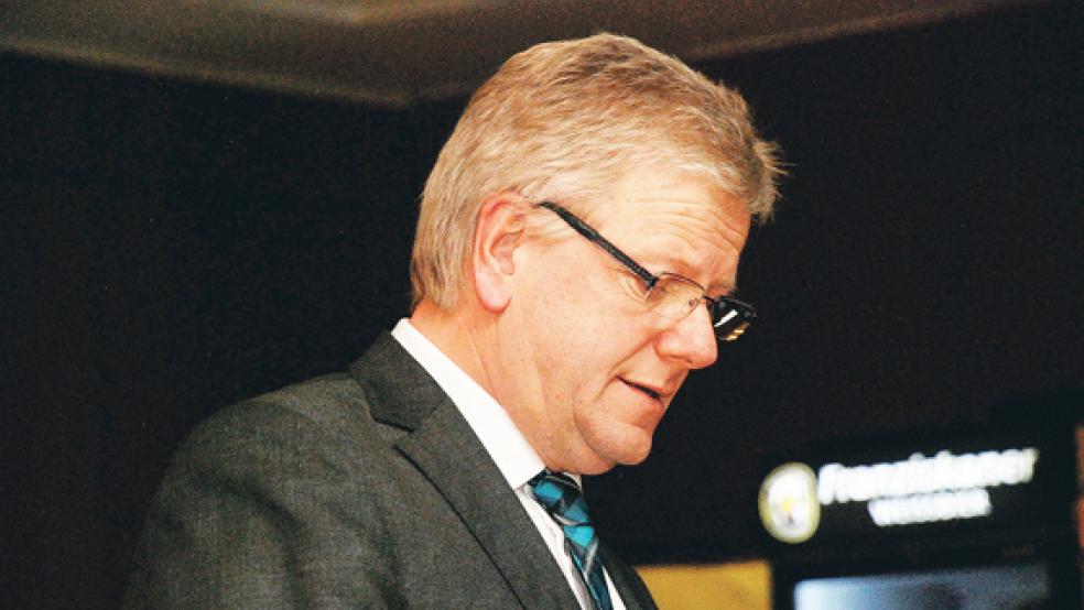 Bürgermeister Ludwig Sonnenberg begrüßte im Festsaal des Hotels »Am Rathaus« Vertreter von 51 Vereinen, Verbänden, Gruppen und Kirchengemeinden.  © Foto: Kuper