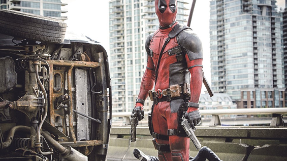 Ein echt krasser Superheld: Wenn Deadpool für Ordnung sorgt, geht er dabei nicht immer unbedingt sonderlich zimperlich zu Werke. © Foto: 20th Century Fox