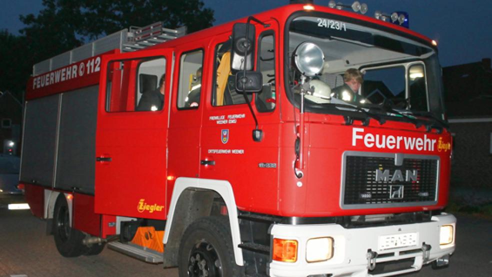 Die Feuerwehr Weener war am Dienstagabend in der Rostocker Straße im Einsatz. Auf einer heißen Herdplatte lagen Zeitschriften, Brandgeruch lag in der Luft. Die Einsatzkräfte konnten wohl Schlimmeres verhindern. © Foto: Archiv