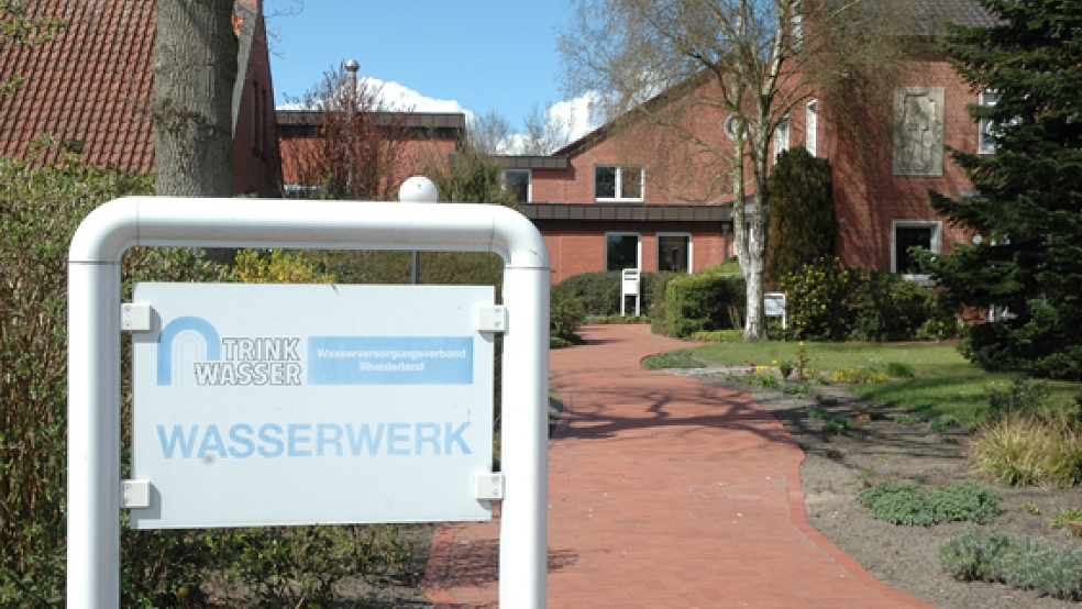Der Wasserversorgungsverband Rheiderland in Weener investiert rund 200.000 Euro für den neuen Förderbrunnen. © Foto: Szyska