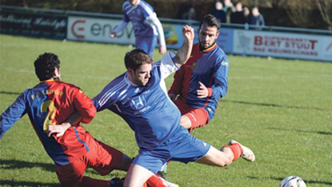 Troff-Hattrick rettet Bunder Reserve