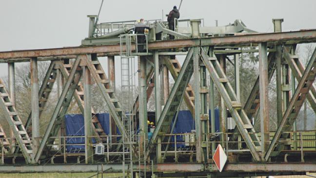 Zweite Lücke in der Brücke