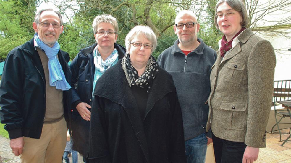 Der Vorstand des Förderkreises mit (von links) Berthold Groenewold (Rechnungsführer), Karin Vry (Beisitzerin), Francien Janse-Balzer (1. Vorsitzende) und Hilko Pals (Schriftführer) sowie Marie Christina Jhering (2. Vorsitzende).  © Foto: Kuper