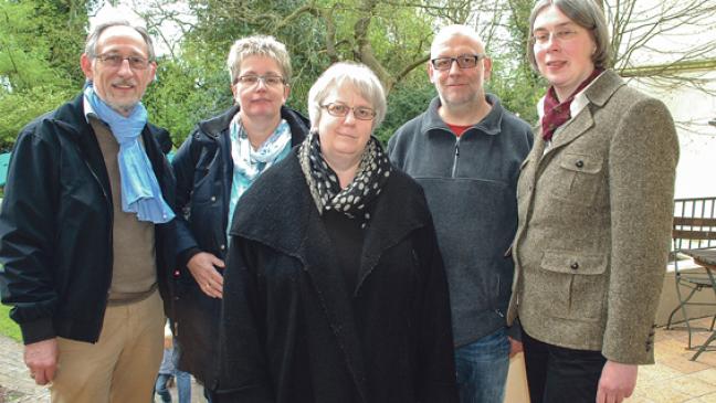 Ton entsteht in Lippenpfeifen und Zungenpfeifen