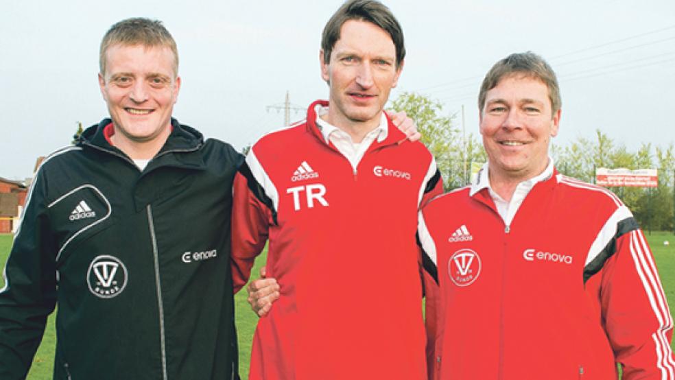 Als Erfolgstrio haben sich Heiner Ostendorp, Günter Geerdes und Ralph Schmidt (von links) in der Landesliga-Rückserie 2013/14 einen Namen gemacht. Bei ihrer Rückkehr zum TV werden sie gemeinsam mit Stefan Rieks länger als ein halbes Jahr die Geschicke der ersten Fußballherrenmannschaft leiten. © Fotos: Mentrup