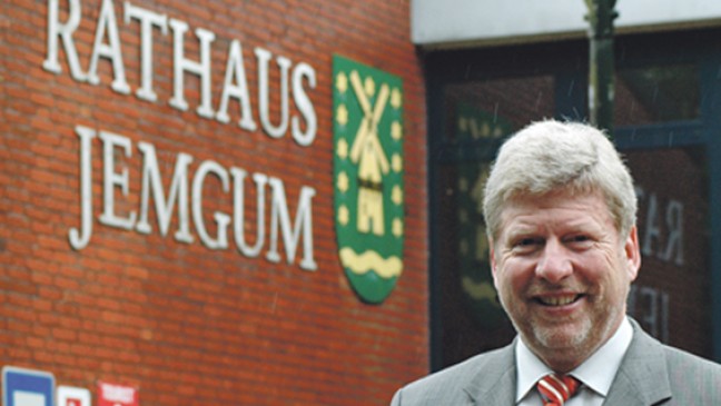 Tempel legt Bürgermeisteramt nieder