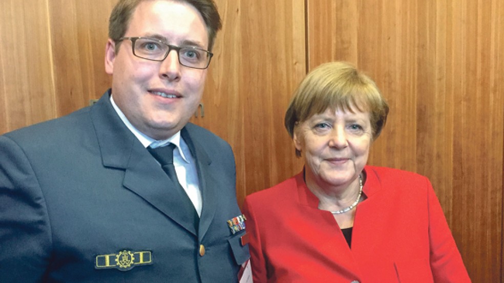 Für Stefan Sandstede vom THW Leer war das Treffen mit Kanzlerin Angela Merkel ein besonderes Erlebnis. © Foto: privat