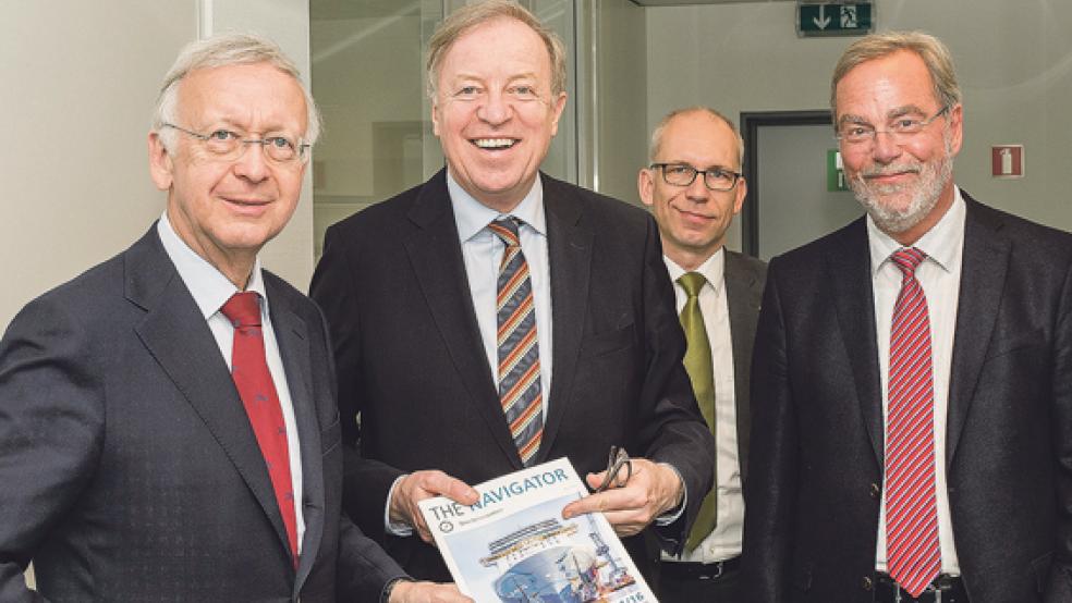 Werft-Geschäftsführer Bernard Meyer Bernard Meyer begrüßte heute den luxemburgischen Botschafter Georges Santer im Holding-Büro in Luxemburg. Dabei waren auch Werft-Projektleiter Stephan Schmees und Ralf Sempf, Geschäftsführer der Meyer Neptun GmbH (von links). © Foto: Meyer Neptun GmbH