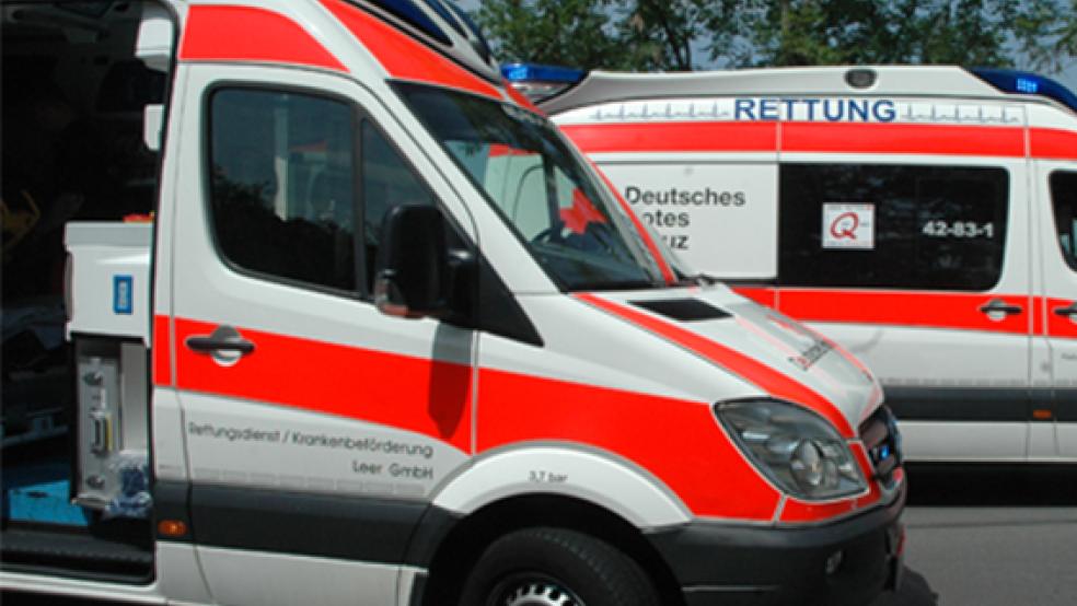 Der alarmierte Rettungsdienst brachte die Mofafahrerin mit schweren, aber nicht lebensbedrohlichen Verletzungen in ein Krankenhaus. © Foto: Archiv