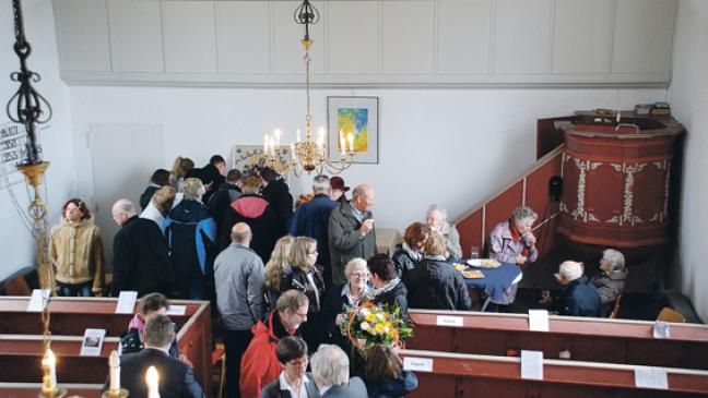 Ein Apfelbaum  zum Amtsjubiläum