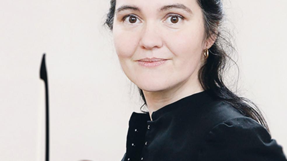 Violinistin Arwen Bouw spielt auf der »Viola d‘amore«. © Foto: privat