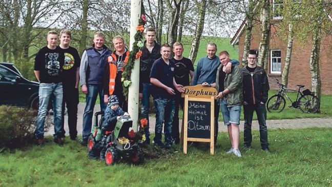 Beute-Baum steht in Pogum