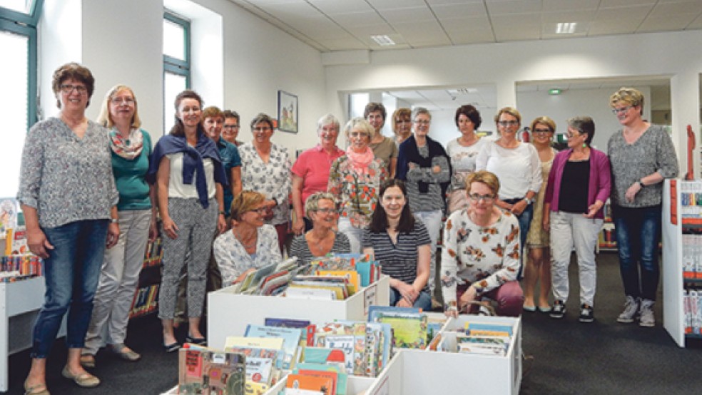 Landkreistreffen der Bibliotheks- und Büchereileiterinnen fand in den neu eingerichteten Räumlichkeiten der Katholischen Öffentlichen Stadtbibliothek St. Antonius in Papenburg statt.  © Foto: privat