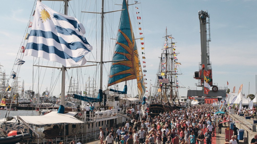 Tolle Schiffe und Tausende Besucher: Den Erfolg der »DelfSail 2009« wollen die Veranstalter wiederholen. © Foto: Schuurmann