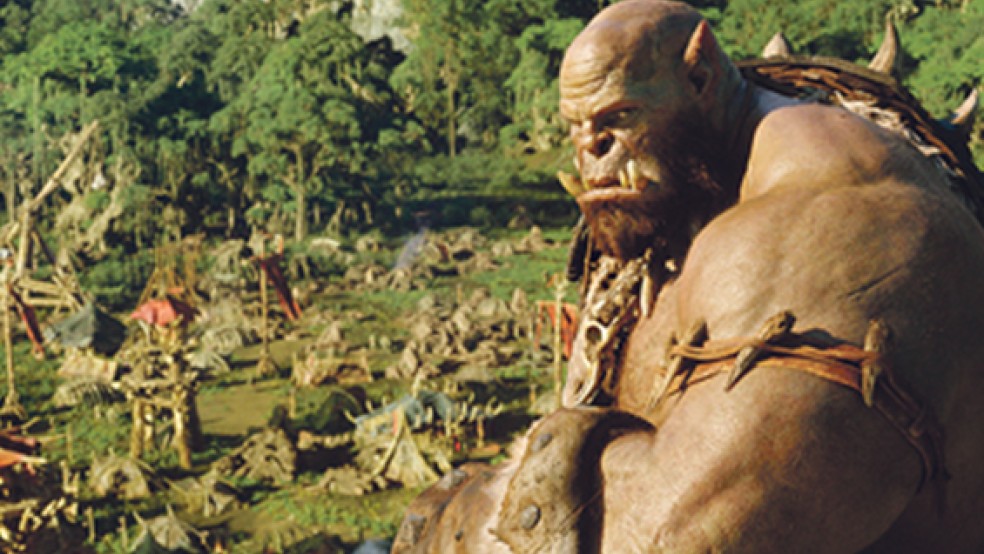 Die heimatlosen Orcs suchen in der Verfilmung des Computerspiels »World of Warcraft« eine neue Bleibe.  © Foto: Universal Pictures 