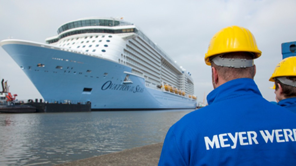 Rund 1200 Mitarbeiter der Meyer Werft sollen mit einer Unterschriftenliste eine Neuwahl des Betriebsrats fordern. © Foto: Meyer Werft