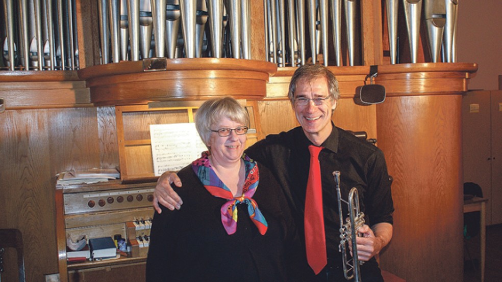 »Jazz in der Kirche« ist Motto des Konzertes, das Francien Janse-Balzer und Uwe Heger am 10. Juni im Rahmen des Ostfriesischen Kirchentages in Rhauderfehn geben. © Foto: privat