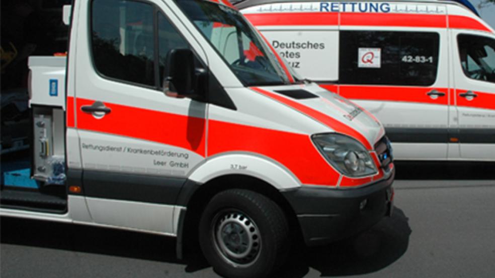 Bei einem Verkehrsunfall auf der Graf-Edzard-Straße in Weener verletzten sich eine 30-jährige Autofahrerin und eine 77-jährige Beifahrerin. © Foto: Archiv