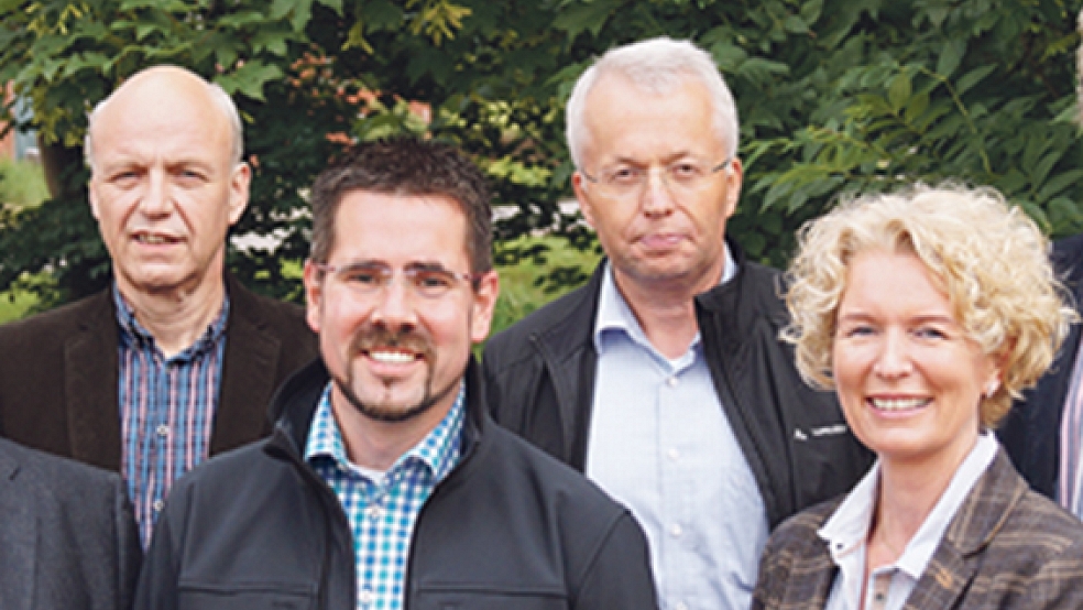 CDU-Kandidaten in Jemgum (von links): Wolfgang Padeken, Dieter Meyer, Torsten Nixdorf, Annäus Bruhns, Kerstin Krebs und Ento Wübbena. . © Foto: CDU
