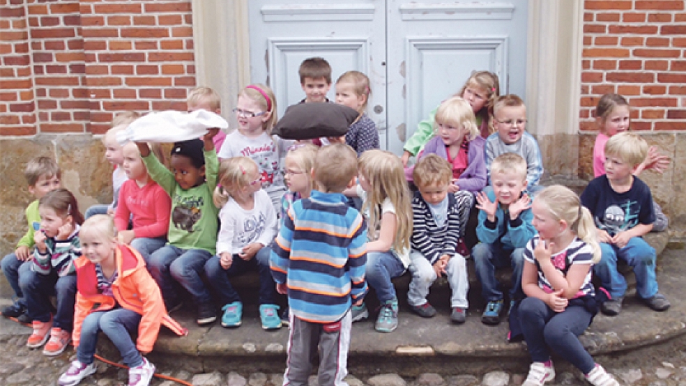 Der Ditzumer Kindergarten hat einen Ausflug zum Schloss Clemenswerth unternommen. © Foto: Kindergarten
