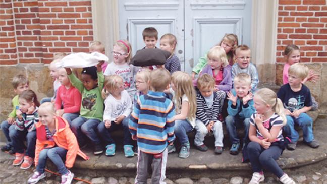 Ditzumer Kinder suchen nach Schlossgeist