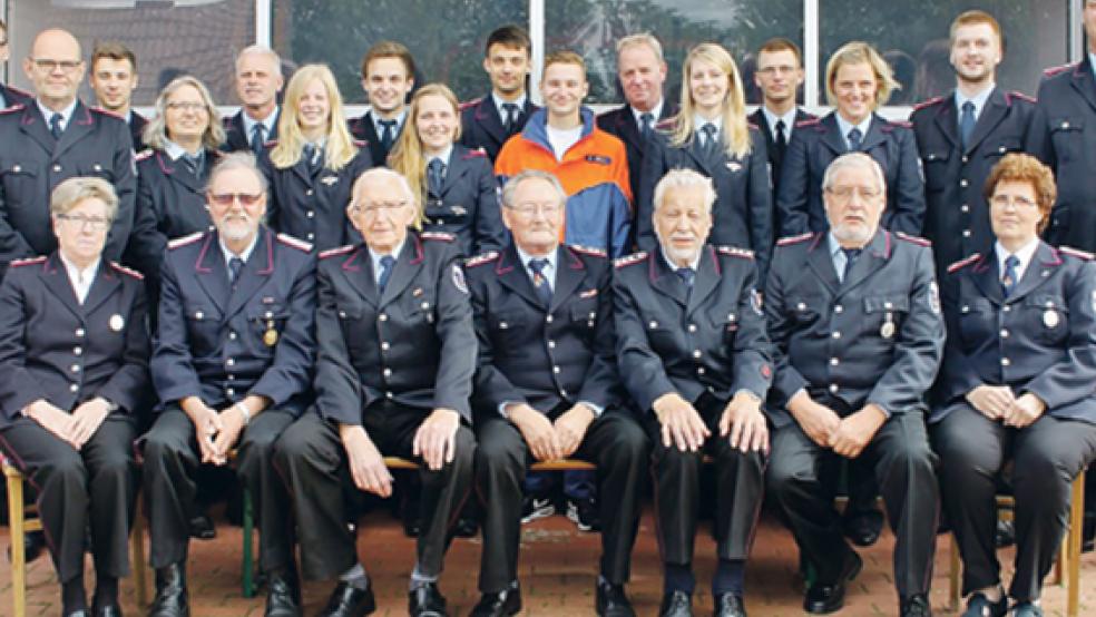 Die Freiwillige Feuerwehr Vellage zeichnet sich durch einen großen Anteil weiblicher Mitglieder aus. Acht der 24 Einsatzkräfte sind Frauen. © Foto: privat