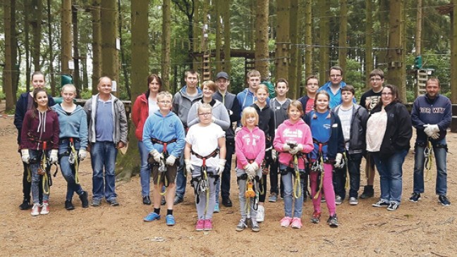 Feuerwehr-Nachwuchs klettert hoch hinaus