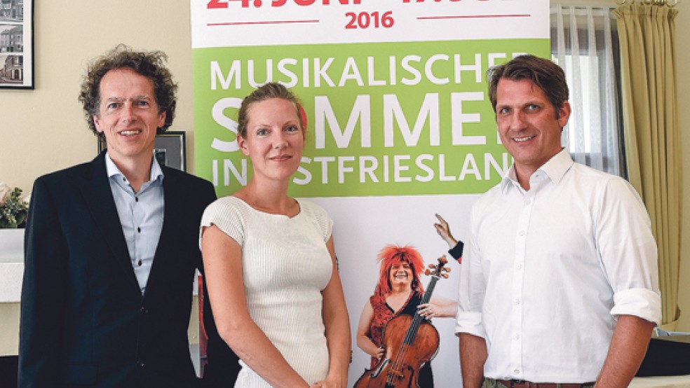 Zogen eine positive Bilanz des Musikalischen Sommers: Von links Iwan König als künstlerischer Leiter, Festivalmanagerin Julia Marie Müller und Pressesprecher Karsten Gleich.  © Foto: privat