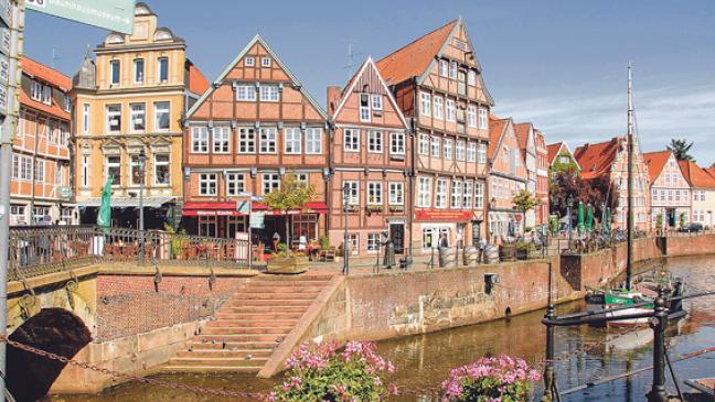 Senioren-Ausflug nach Stade und ins »Alte Land«