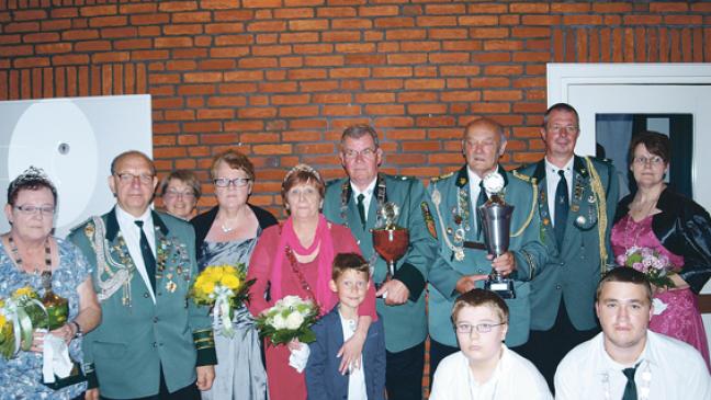Tine und Norbert Wachs sind neues Königspaar in Weener