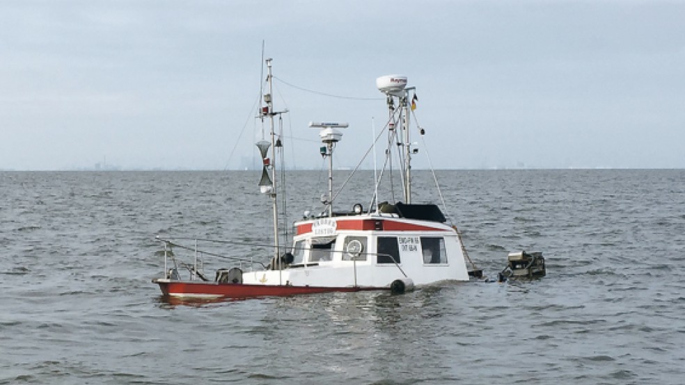 Im Wattenmeer ist heute Morgen ein Hobbykutter gesunken. Zwei Männer konnten in Sicherheit gebracht werden.  © Foto: Deutschen Gesellschaft zur Rettung Schiffbrüchiger