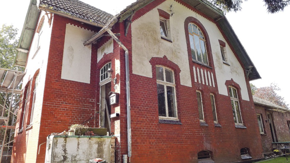 Die auch als Villa Busemann bekannte Jugendstilvilla wurde im Jahre 1908 in der Dorfmitte gebaut. Unmittelbar gegenüber der Kirche gelegen, prägt sie das Dorf Wymeer. Am Tag des offenen Denkmals kann das Haus von 9 bis 18 Uhr besichtigt werden. © Foto: Großpietsch