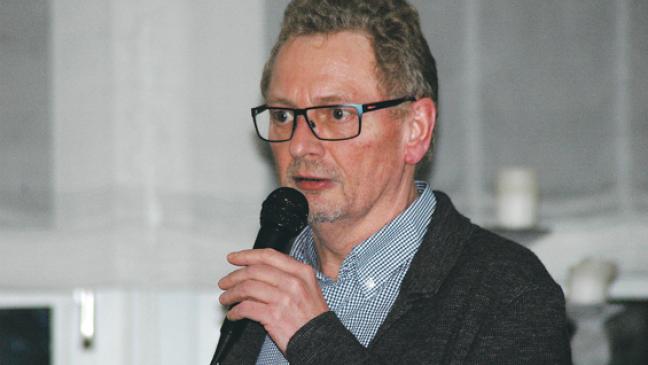 Anlieger  beraten über Widersprüche