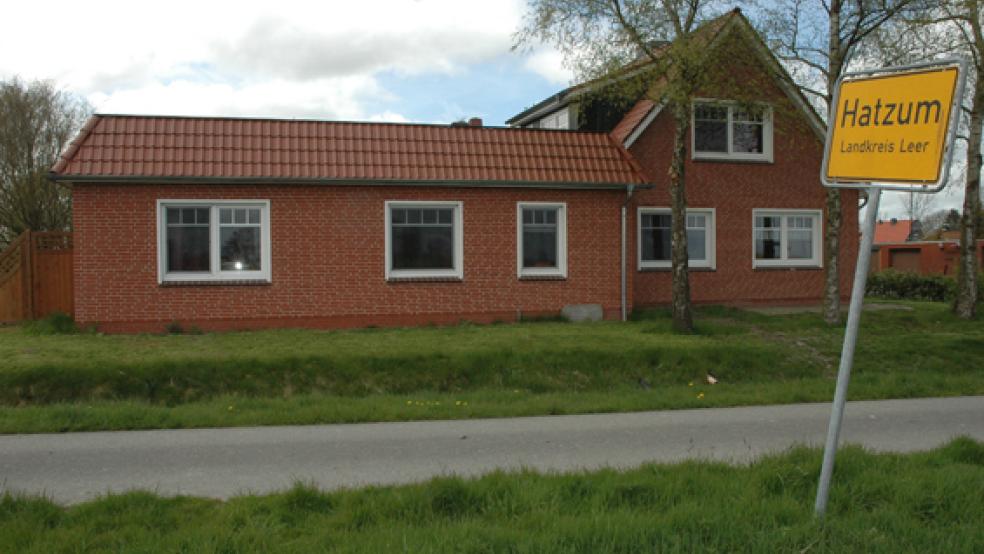 In dieses Ferienhaus in Hatzum soll das Entführungsopfer von den Tätern verschleppt worden sein. © Foto: Szyska