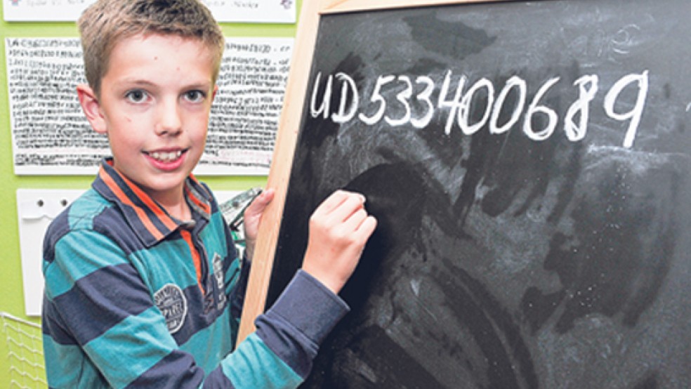 Jonas Bekaan aus Emden ist Vize-Weltmeister im Kopfrechnen in seiner Altersklasse. © Foto: Hasseler