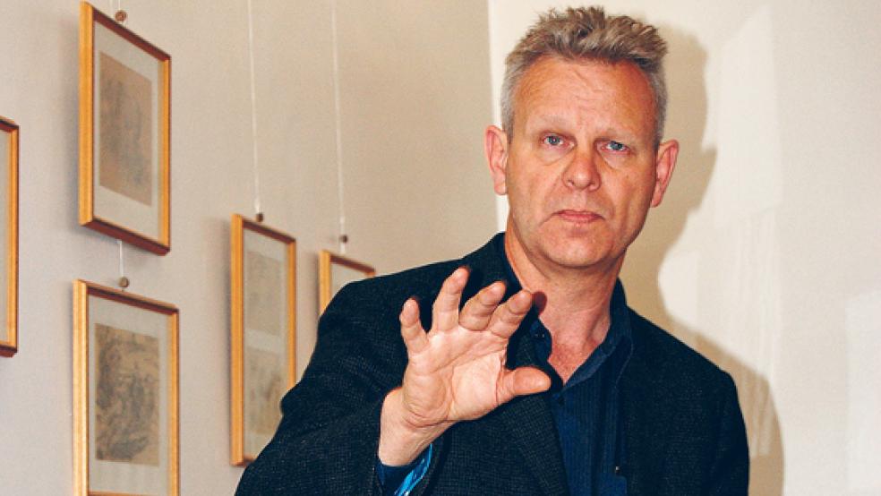 Dr. Diederik van Liere hält eine Umsiedlung von Krähen in Stapelmoor für erfolgversprechend. © Foto: Hoegen