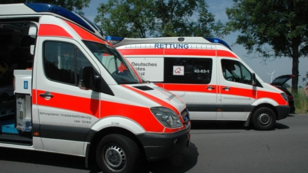 Der Rettungsdienst brachte die 19-jährige Fahrerin ins Krankenhaus. © Foto: DRK