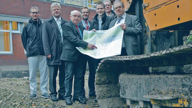 Krankenhaus baut Sporthalle