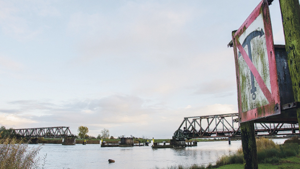 Die juristische Aufarbeitung der Schiffskollision mit der Friesenbrücke zieht sich weiter in die Länge. © Foto: Hanken