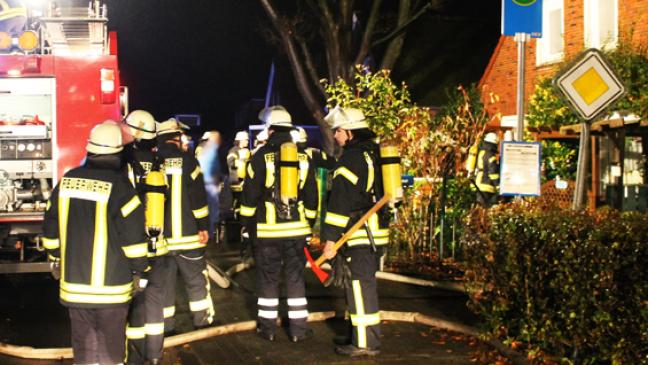 Feuerwehr löscht Zimmerbrand zügig