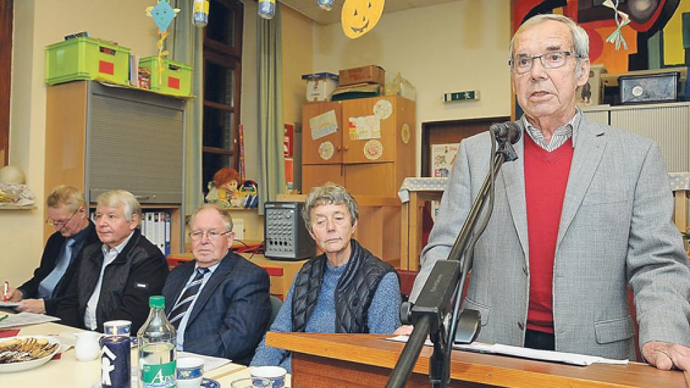 Klaus Hinzpeter bedauert, dass das Hermi-Bante-Haus nicht für die Tagespflege genutzt werden kann. © Foto: Wolters