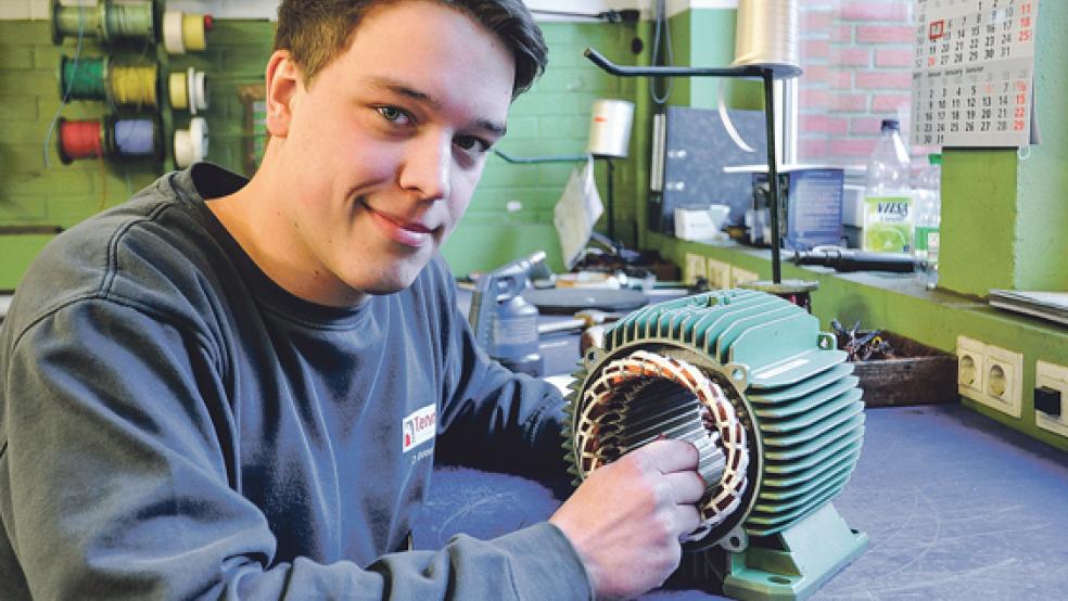 Der Bunder Dirk Ridder hat den Landeswettbewerb der Elektrotechnik für Maschinen und Antriebstechnik gewonnen. Anschließend ging es für den 21-Jährigen zur Deutschen Meisterschaft im E-Handwerk. © Foto: Kuntze