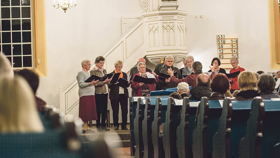 Am Adventssingen in Wymeer beteiligten sich rund 70 Gemeindemitglieder. © Foto: Abbas