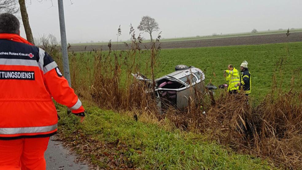 Mit diesem Opel Corsa verunglückte eine 36-jährige Frau am Mittwoch auf der Hauptstraße in Boen. © Foto: Feuerwehr/Iwanoff