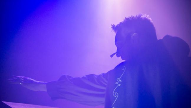 Böse und doch auch heitere Bescherung in Midlumer Kirche