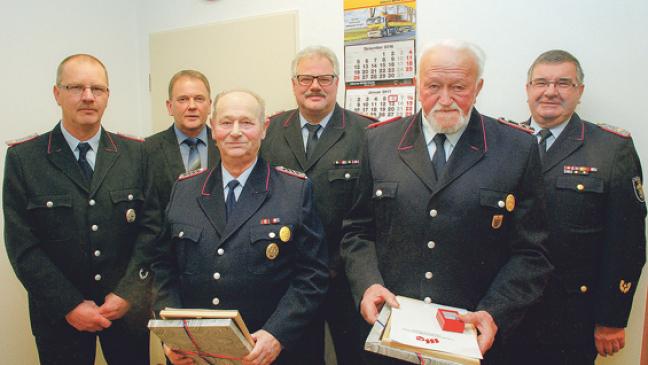 Fünf neue Brandbekämpfer