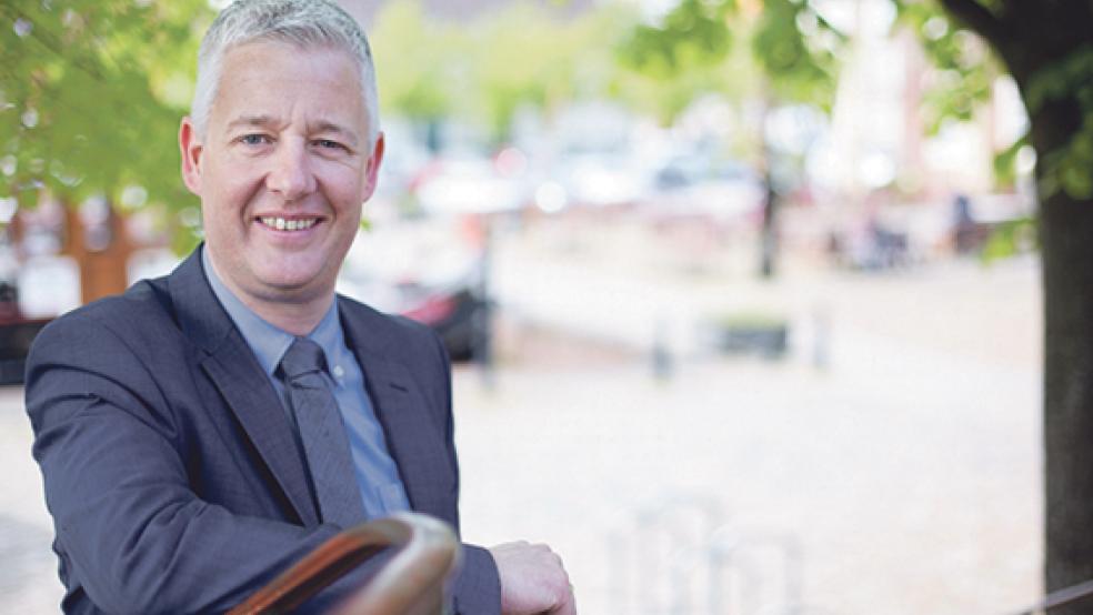 Landrat Matthias Groote hofft, dass das Bundesministerium für Verkehr und Infrastruktur im ersten Vierteljahr 2017 über die beantragten Zuschüsse für den Breitband-Ausbau entscheidet. © Foto: Landkreis Leer
