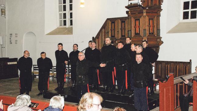 Kosaken-Chor begeistert 200 Zuhörer in der Georgskirche